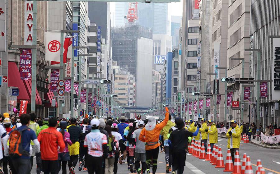 第1回東京マラソン開催